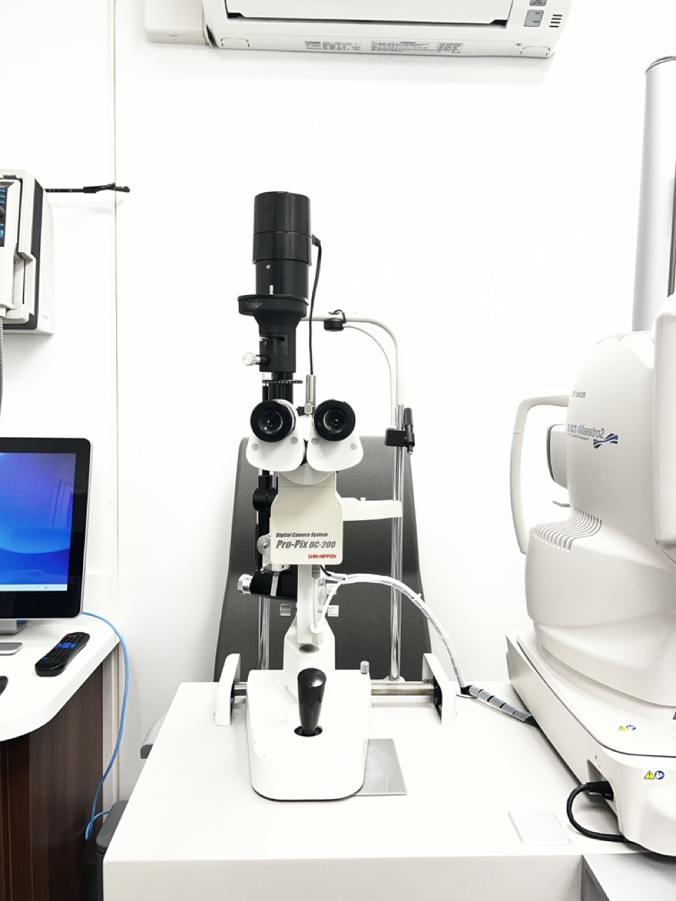 Professional optometry consultation